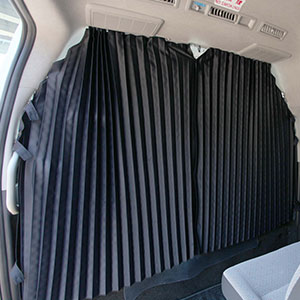 Toyota HiAce Commuter Interior curtain for changing2